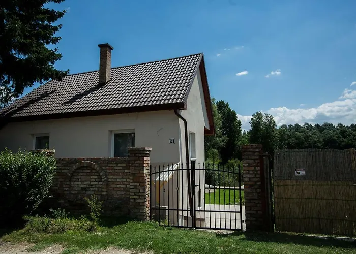 Vendégház az Evezőhöz